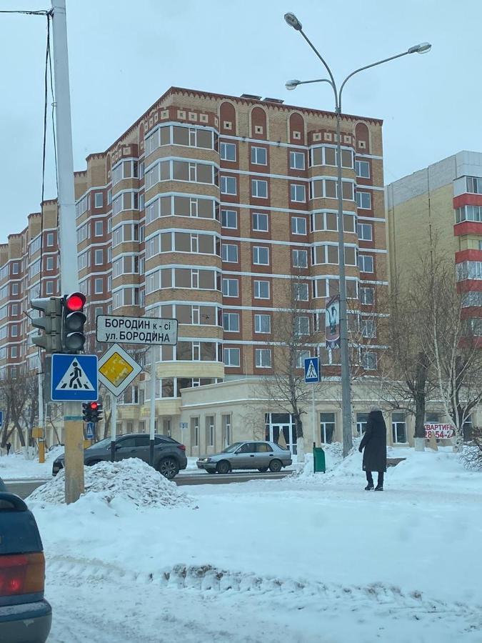 2-Ухкомнатная Современная Новая Квартира В Центре Города Kustanaj Zewnętrze zdjęcie